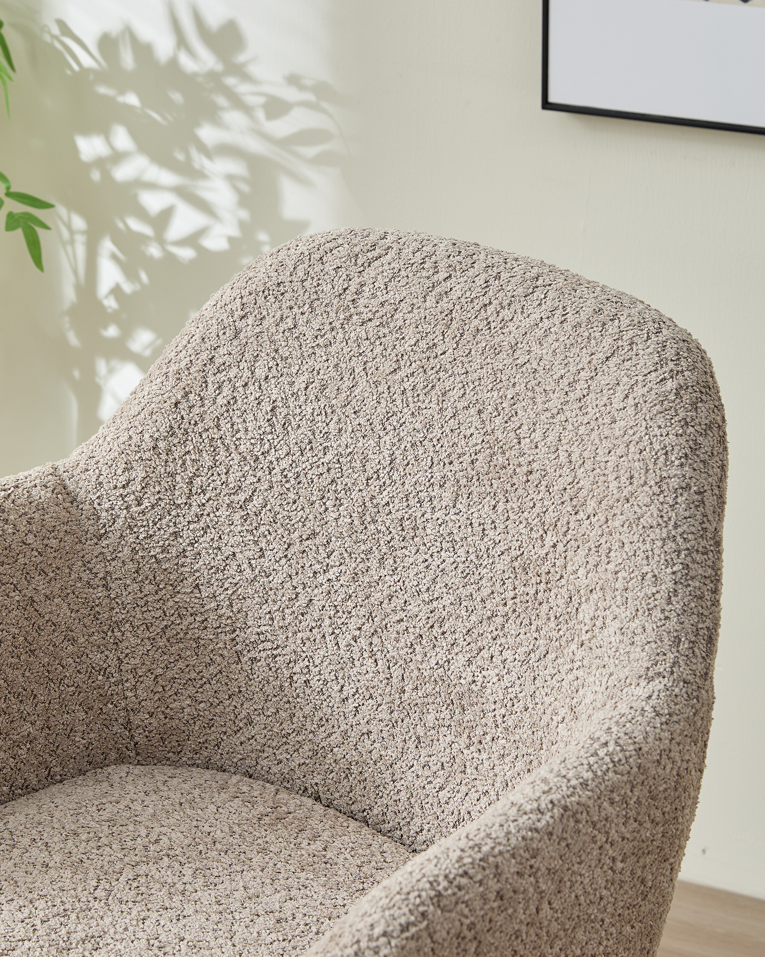 Weicher gepolsterter Esstuhl Weicher gepolsterter Esstuhl